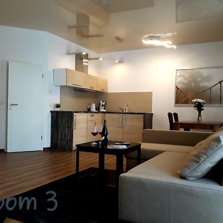 Modernes Apartment Metzingen Миттелштадт Экстерьер фото